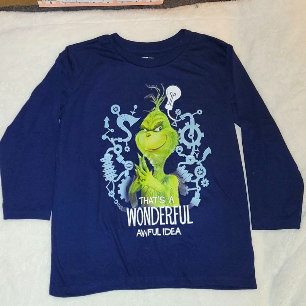 The grinch long sleeve size M